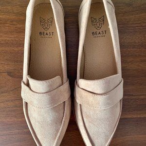 BRAND NEW Blush 8.5 Logan Loafers